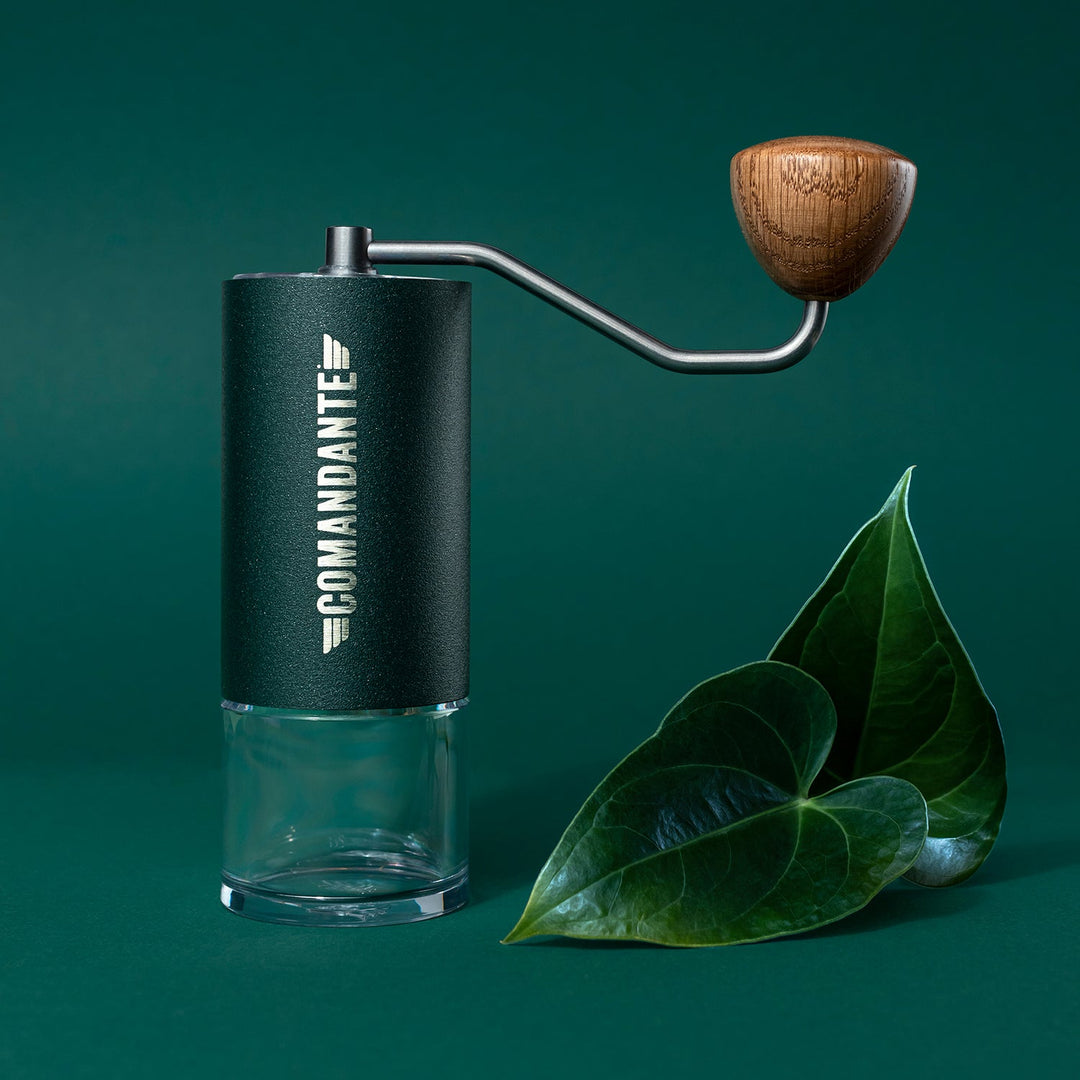 電動式コーヒーミル Comandante C40 MK4 Coffee Grinder Comandante C40 MK4 Nitro Blade Burr Mill Coffee Grinder